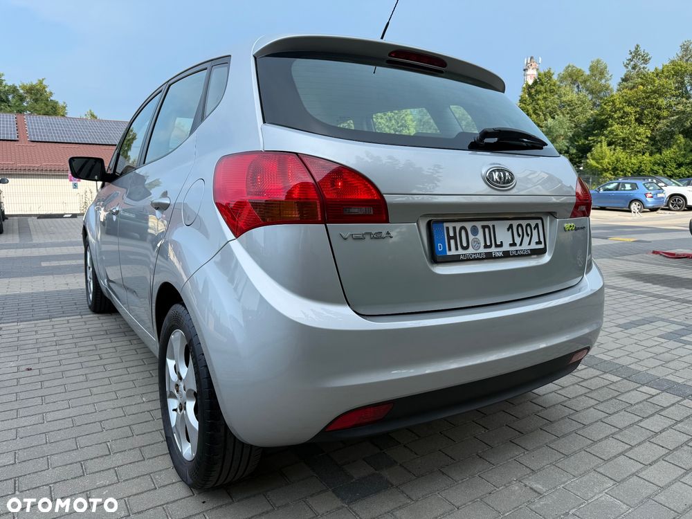 Kia Venga 1.6 CVVT ISG Vision - 13