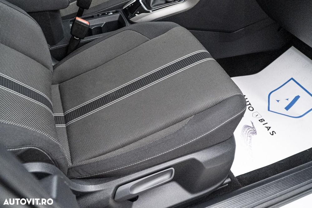 Volkswagen T-ROC 1.5 TSI DSG Style - 39