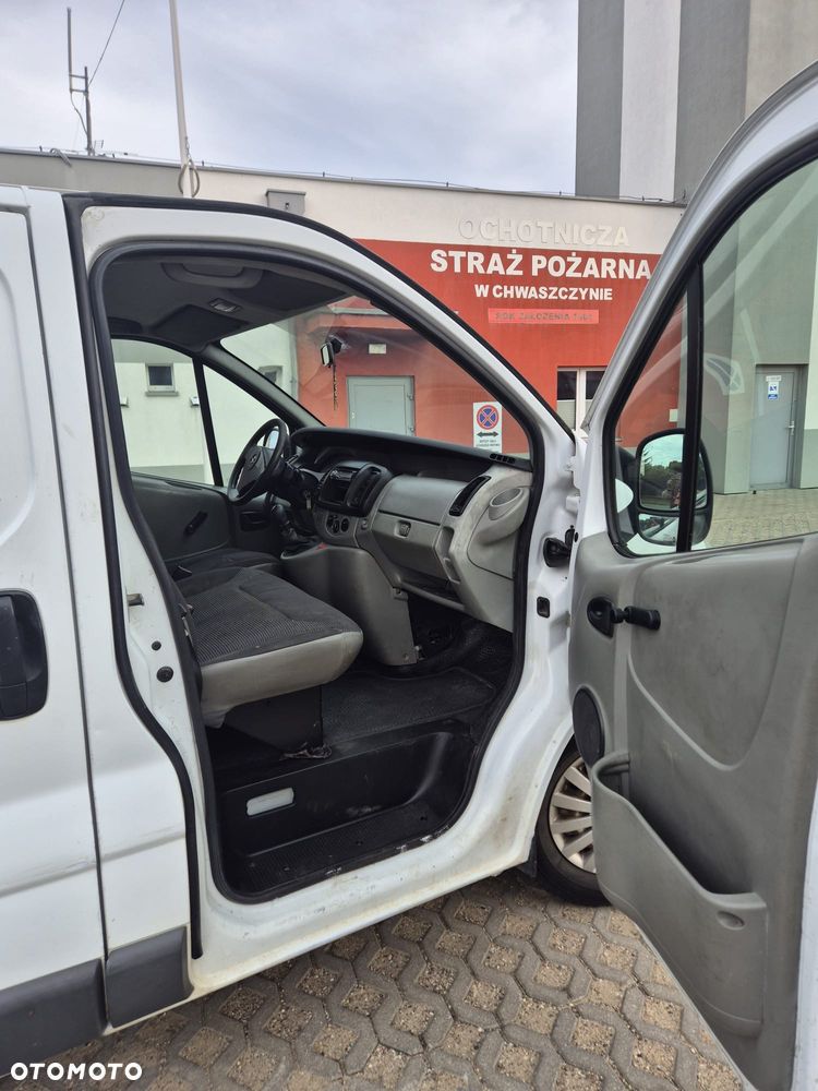 Opel vivaro - 16