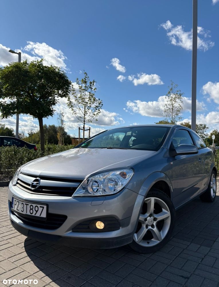 Opel Astra 1.8 Sport - 1