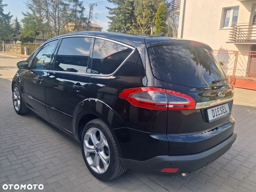Ford S-Max - 8