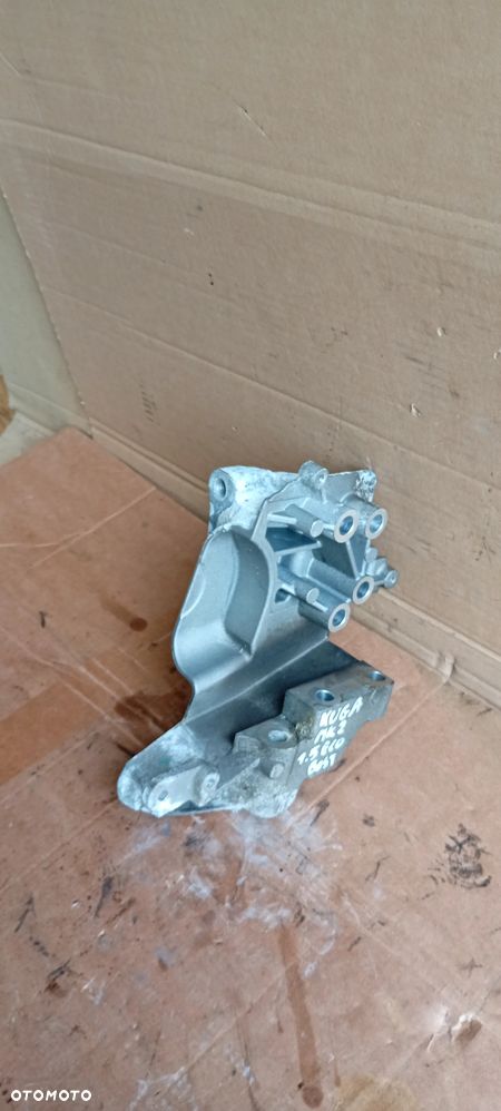Łapa poduszka skrzyni Ford Kuga Mk2 1.5 Ecoboost - 4