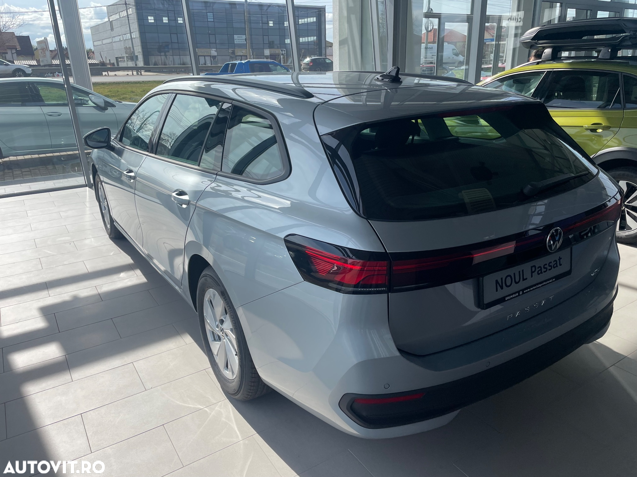 Volkswagen Passat Variant 1.5 TSI ACT OPF DSG Comfortline - 11