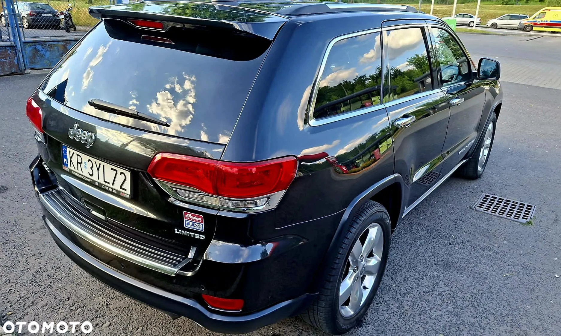 Jeep Grand Cherokee - 2