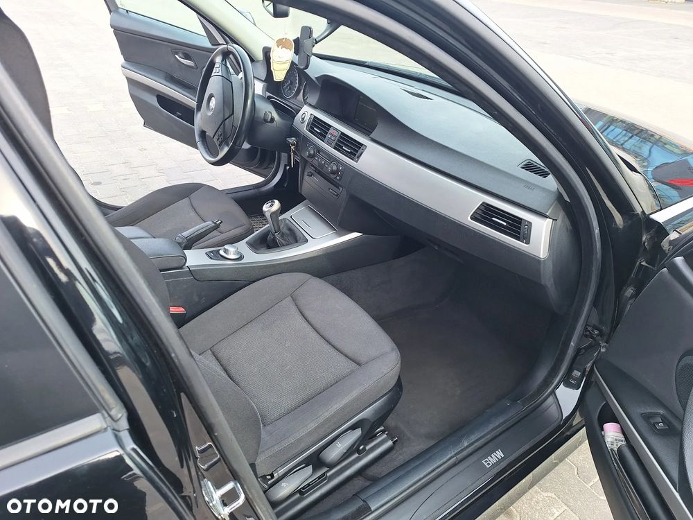 BMW Seria 3 - 19