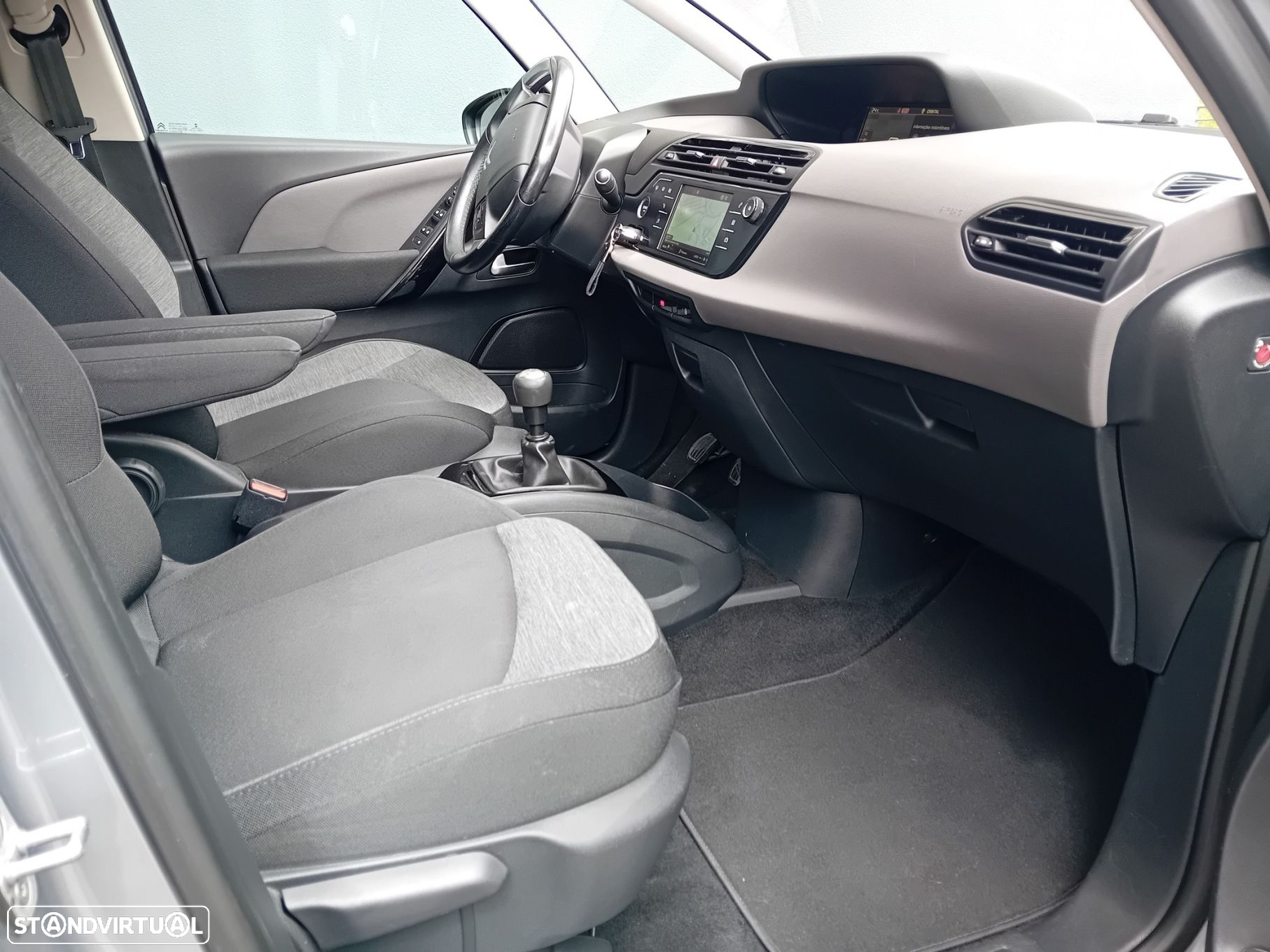 Citroën C4 Grand Picasso 1.2 PureTech Intensive J17 - 10