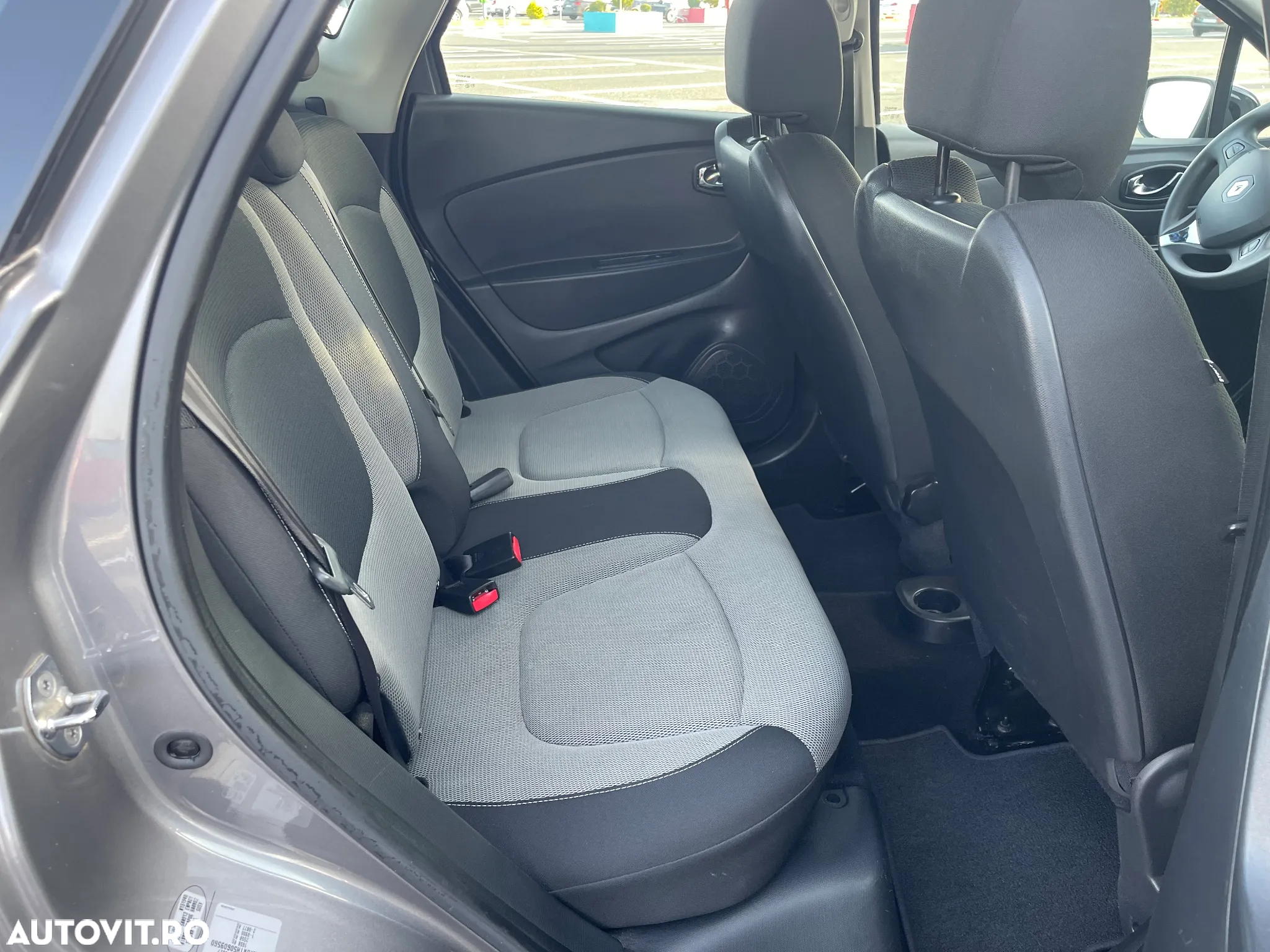 Renault Captur TCe Turbo Stop/Start Dynamique - 32