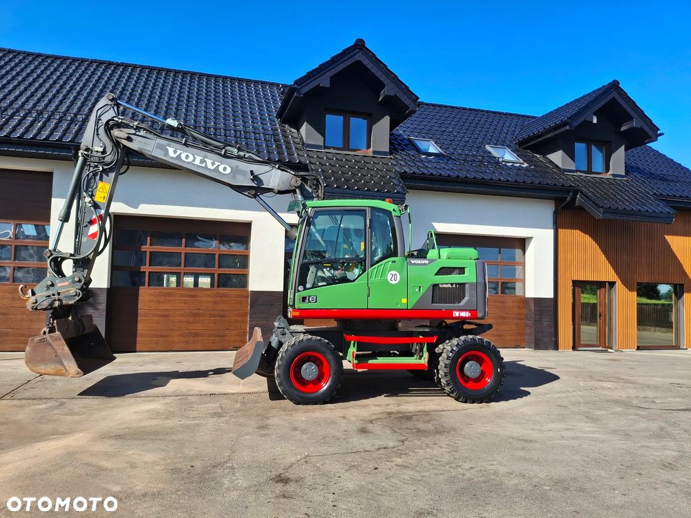 Volvo EW 140D Koparka Kołowa OilQuick Szybkozłącze Podwójne Koła 2015 Rok 2439 MTH Moc: 204 KM Dodatkowa Łyżka Pług Bardzo Dobry Stan Sprowadzona - 23
