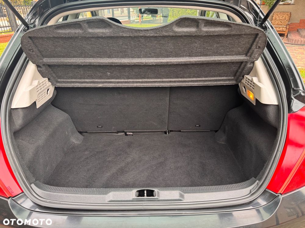 Peugeot 207 95 VTi Premium - 12