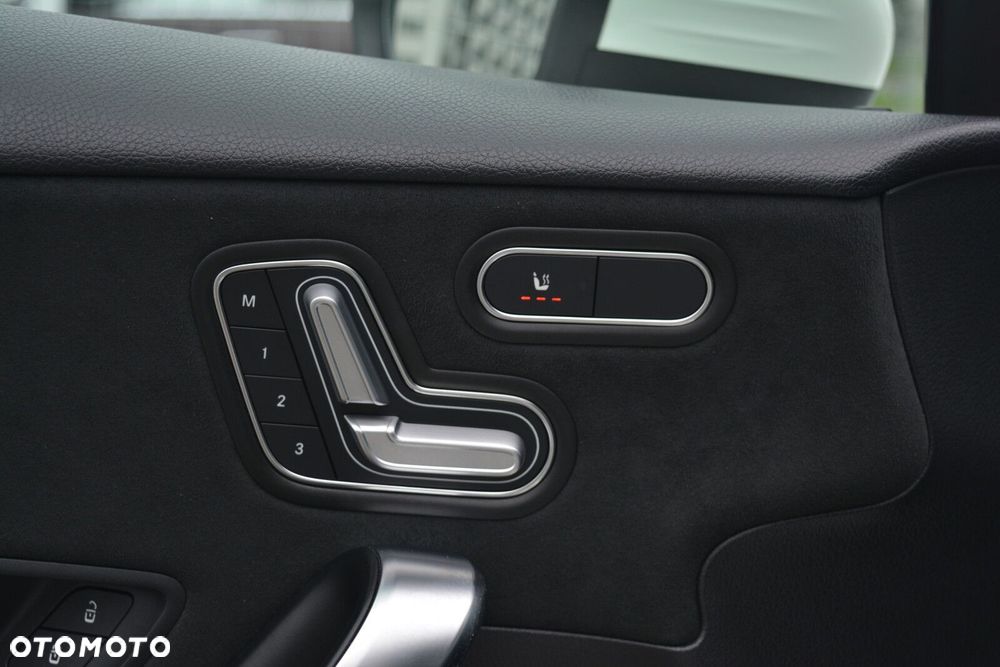 Mercedes-Benz Klasa A - 16