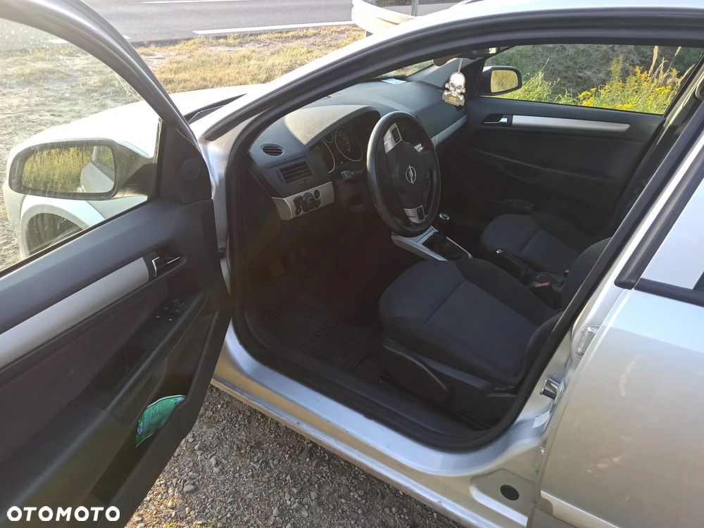 Opel Astra - 12