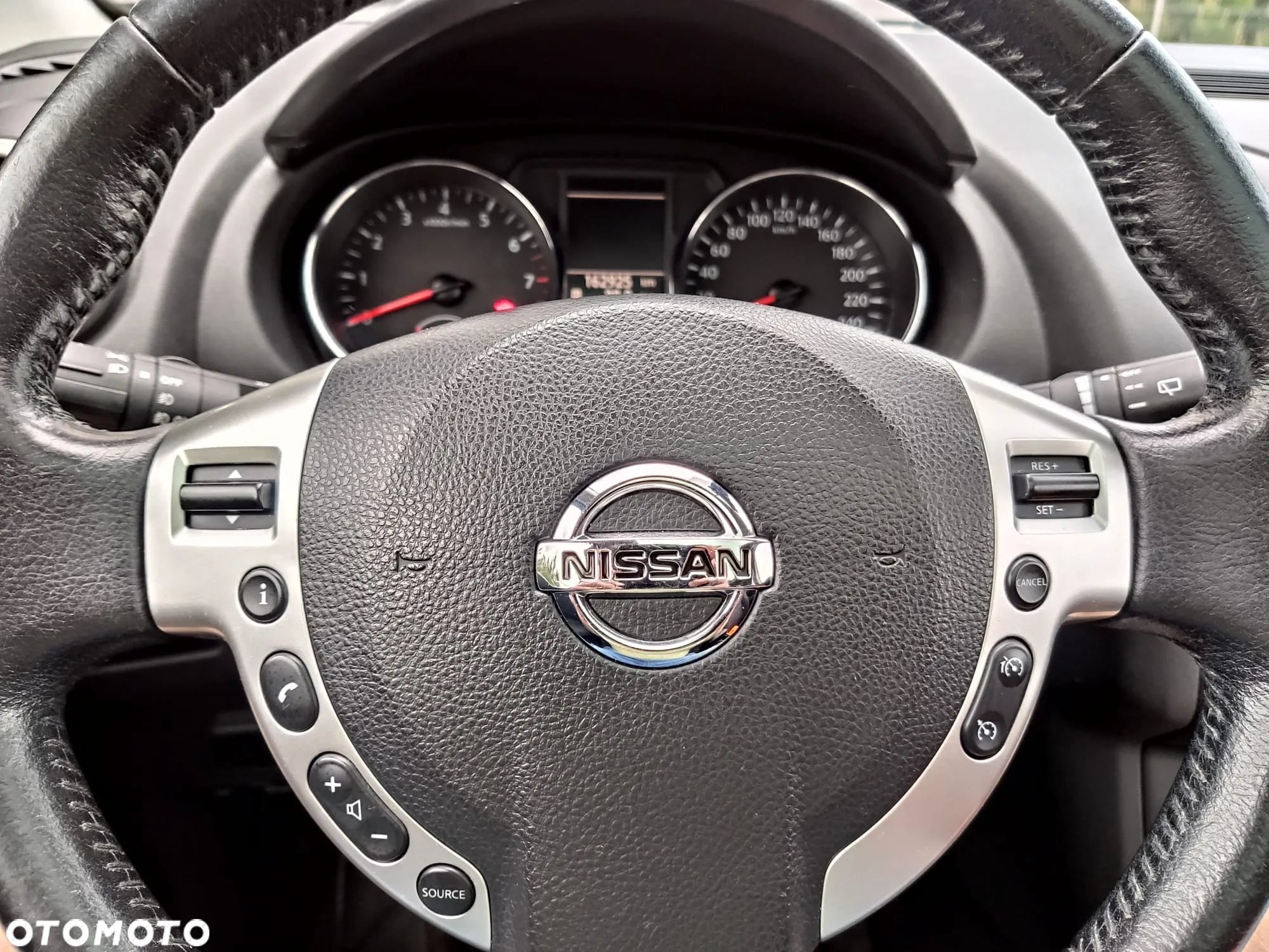 Nissan Qashqai+2 2.0 360 - 13