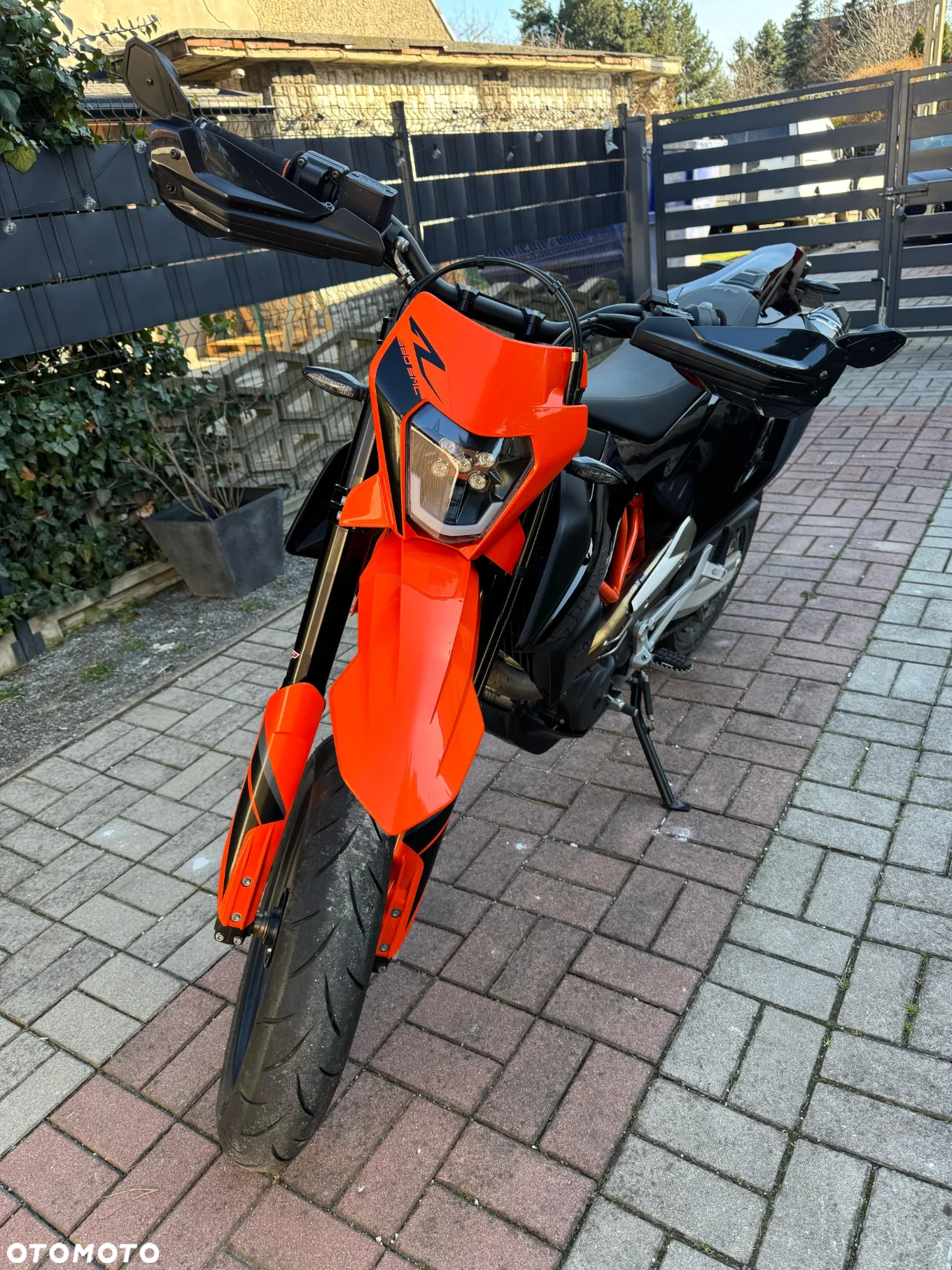 KTM SMC - 7