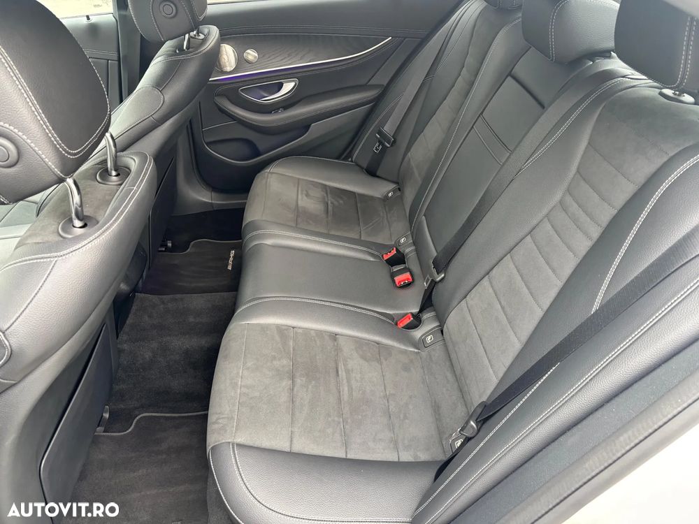 Mercedes-Benz E 300 d 4MATIC MHEV - 17