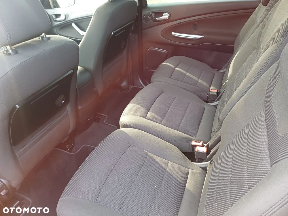 Ford Galaxy 2.0 TDCi DPF Titanium - 10