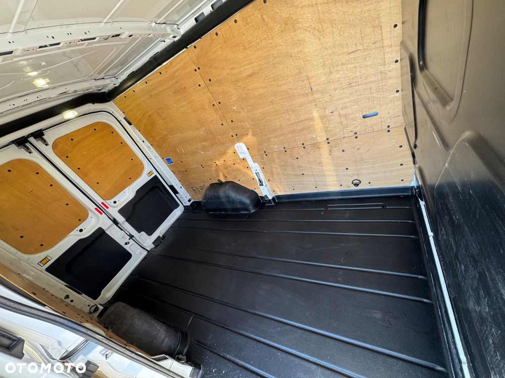 Ford Transit L2H2 - 16