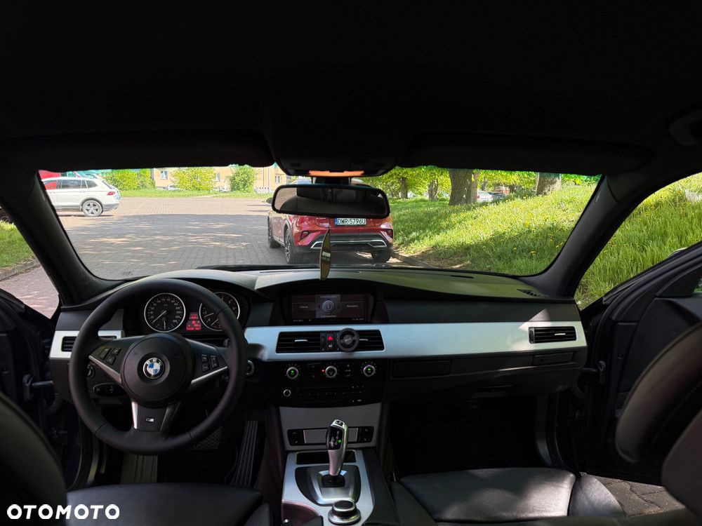BMW Seria 5 525i Edition Sport - 23