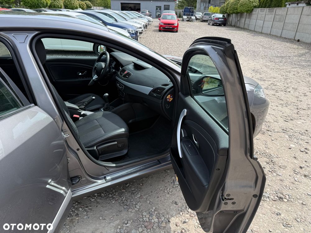 Renault Fluence 1.6 16V Privilege - 13