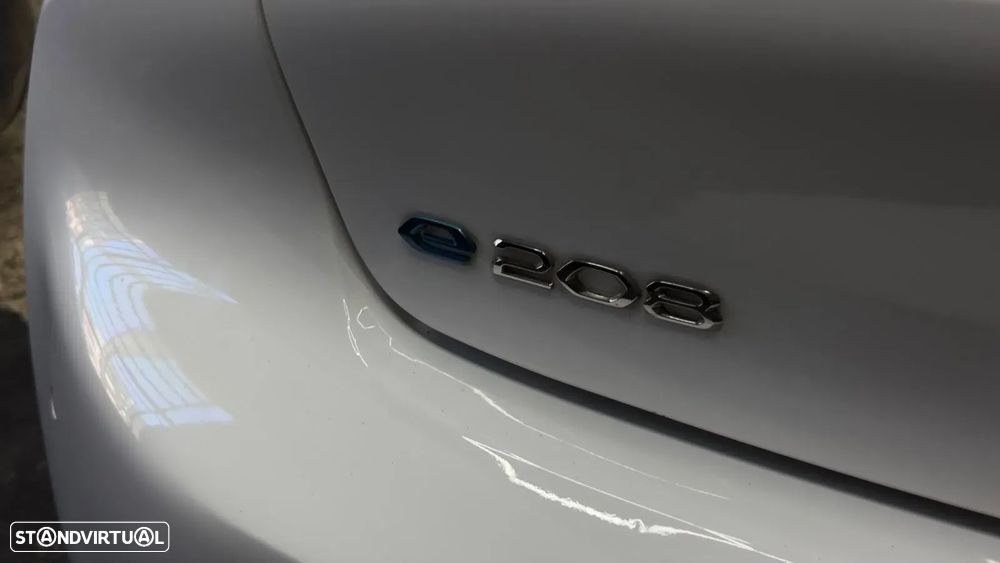 Peugeot e-208 50 kWh Allure Pack - 14