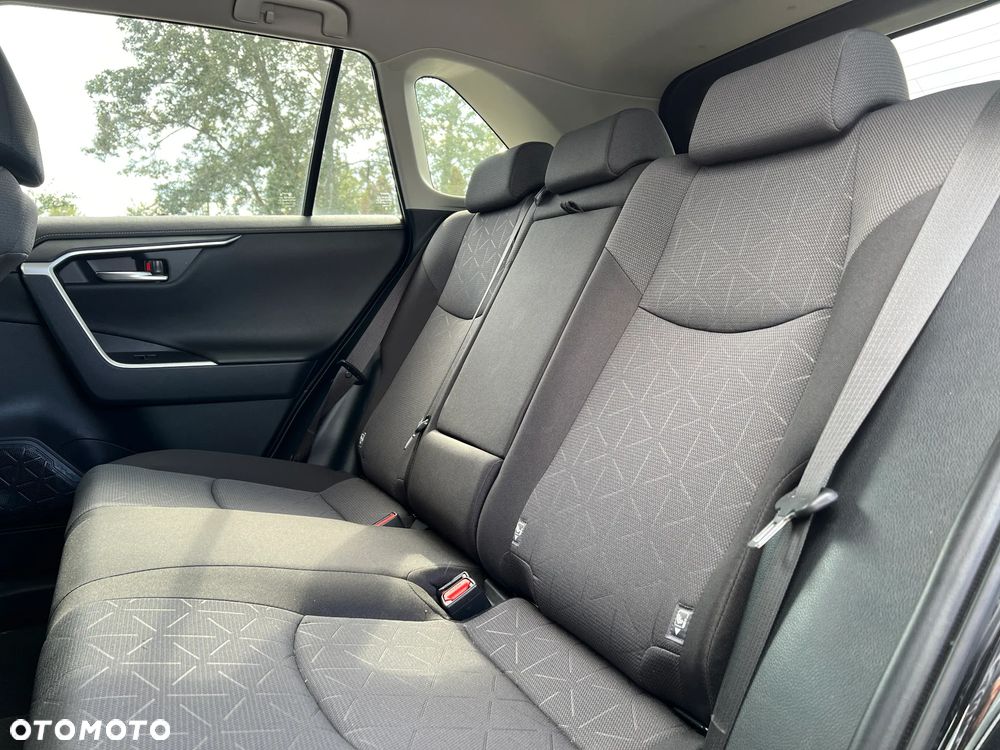 Toyota RAV4 - 24