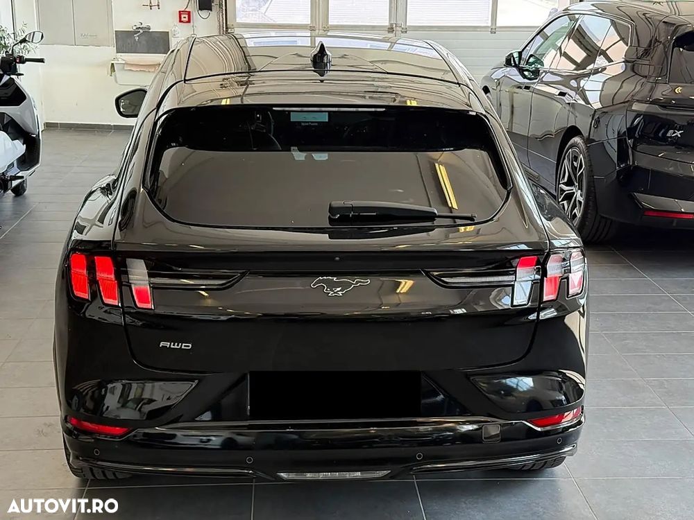 Ford Mustang Mach-E AWD PREMIUM - 6