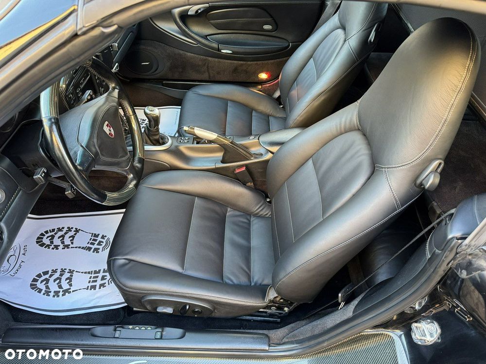 Porsche 911 Carrera 4 Cabrio - 9