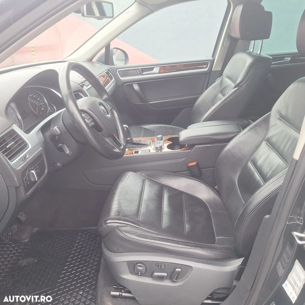 Volkswagen Touareg - 15