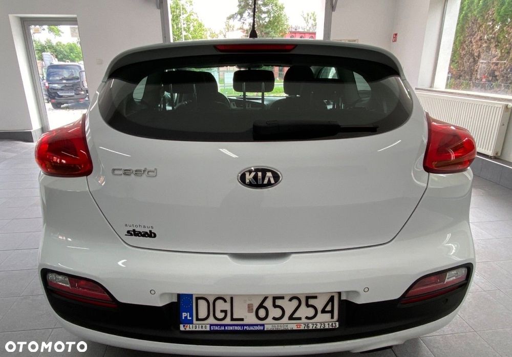 Kia Ceed - 6