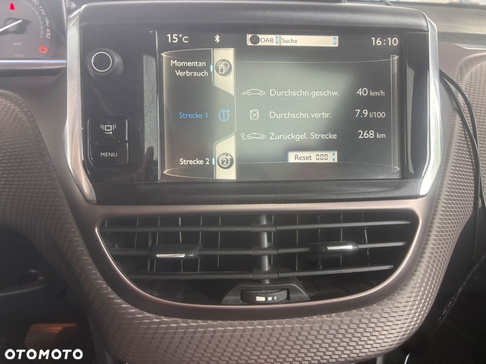 Peugeot 2008 120 VTI Automatik Allure - 34
