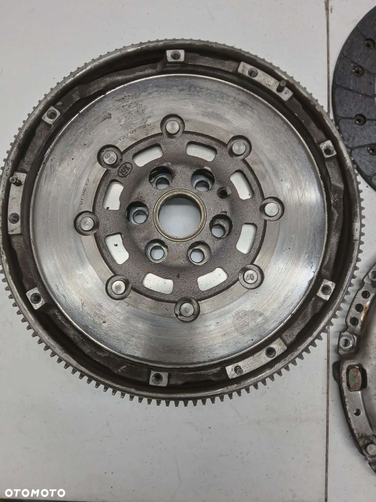 SKODA OCTAVIA 2 II 1.9 TDI 105 KM BXE DWUMAS SPRZĘGŁO KOMPLETNE DOCISK KOŁO DWUMASOWE - 5