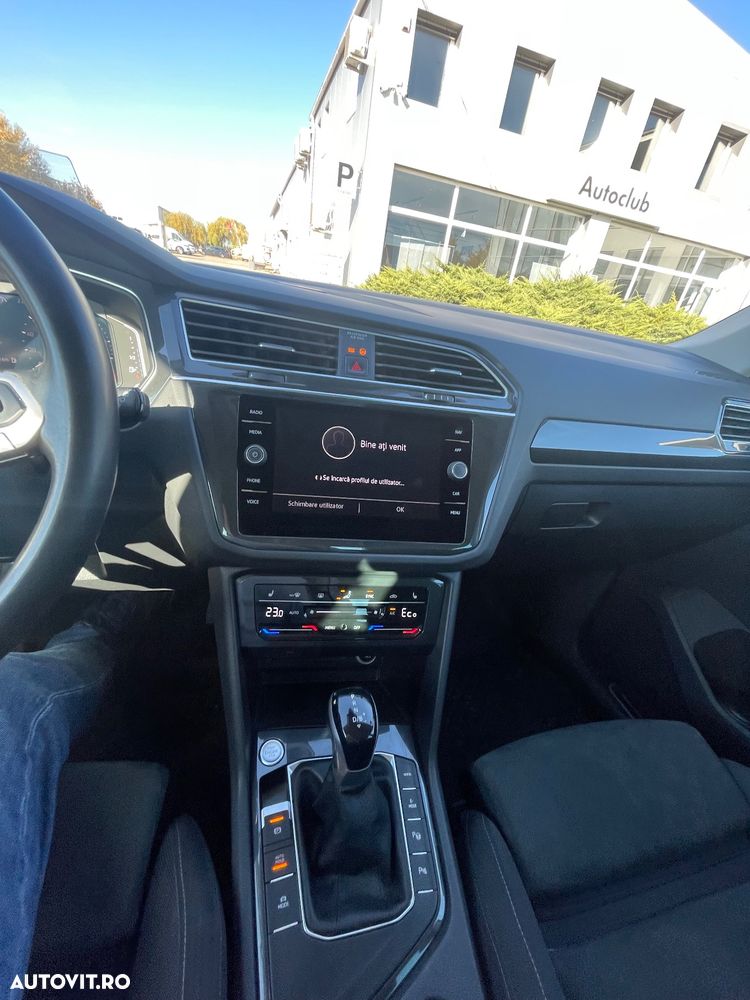 Volkswagen Tiguan - 24