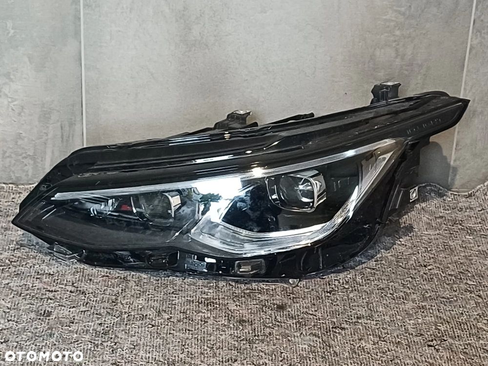 NR 10 Lampa lewy przód IQ Light do VW Golf VIII 2021 rok 5H1941059C - 3