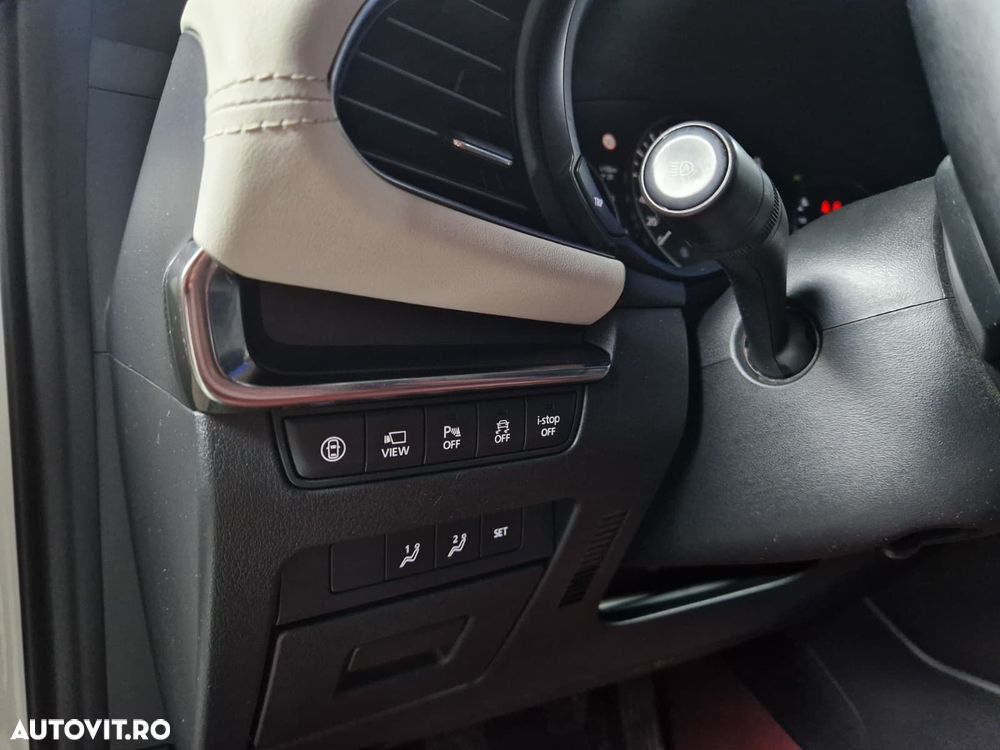 Utilizat Mazda 3 2020 - 17 950 EUR, 84 566 km - Autovit.ro