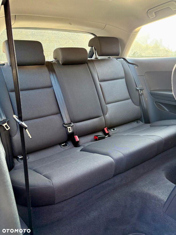 Audi A3 3-drzwiowe 1.6 Ambition - 11