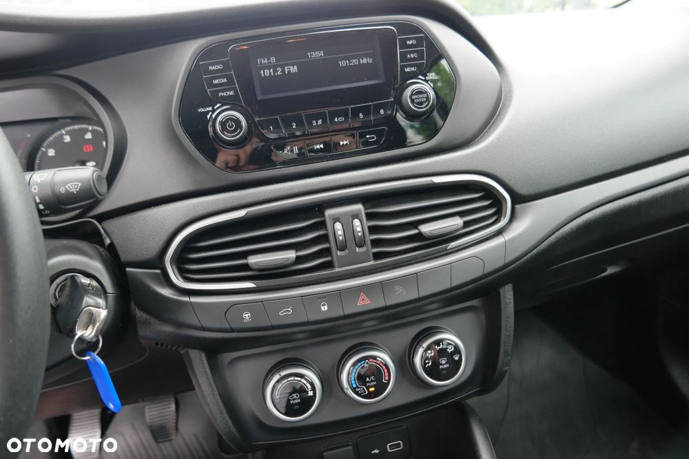 Fiat Tipo 1.4 Classic - 28
