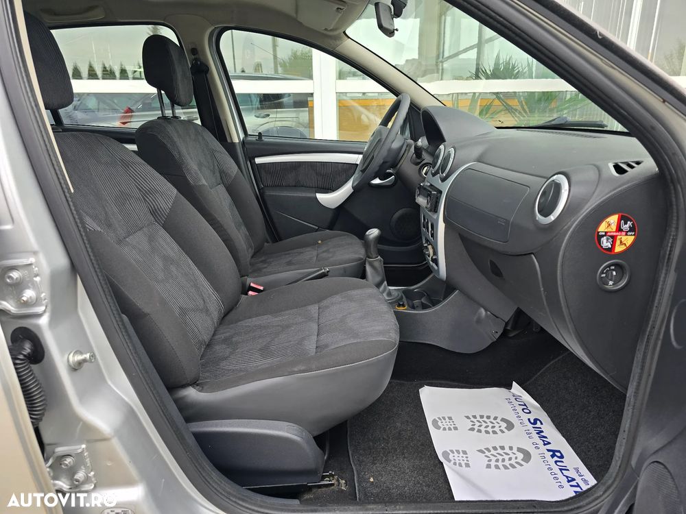 Dacia Sandero 1.2 16V 75 Laureate - 10