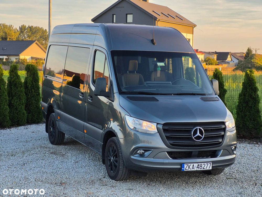 Mercedes-Benz Sprinter - 5