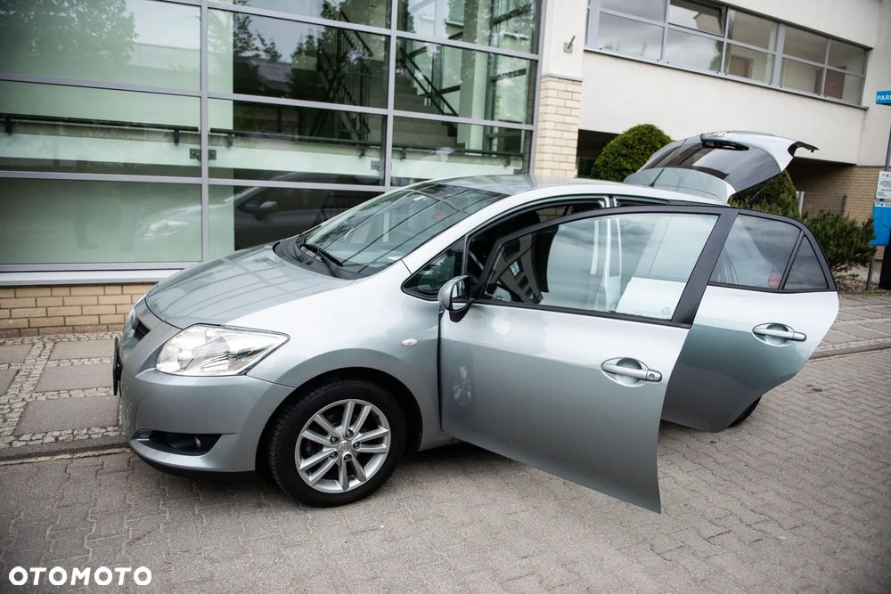 Toyota Auris 1.33 VVT-i Premium - 7
