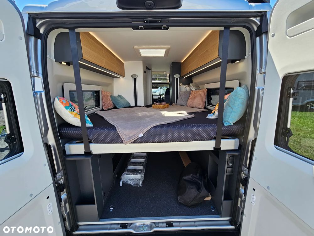 Adria Twin 640 SGX - 22
