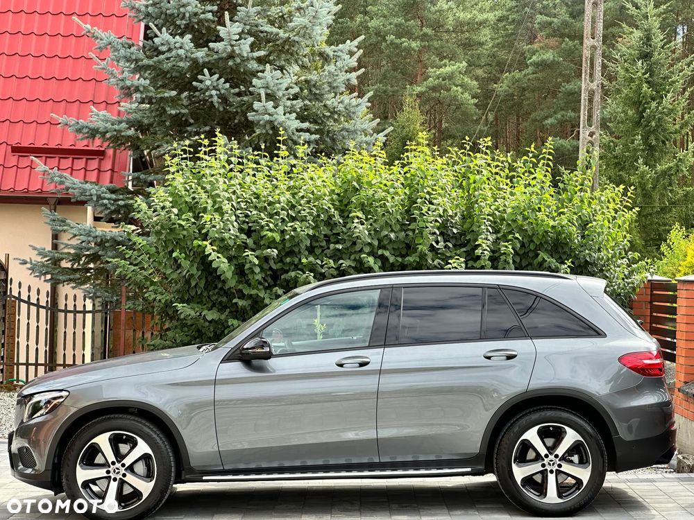 Mercedes-Benz GLC 250 4Matic 9G-TRONIC Exclusive - 25