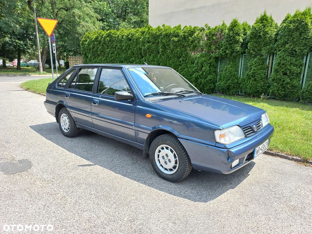 Polonez Caro - 16