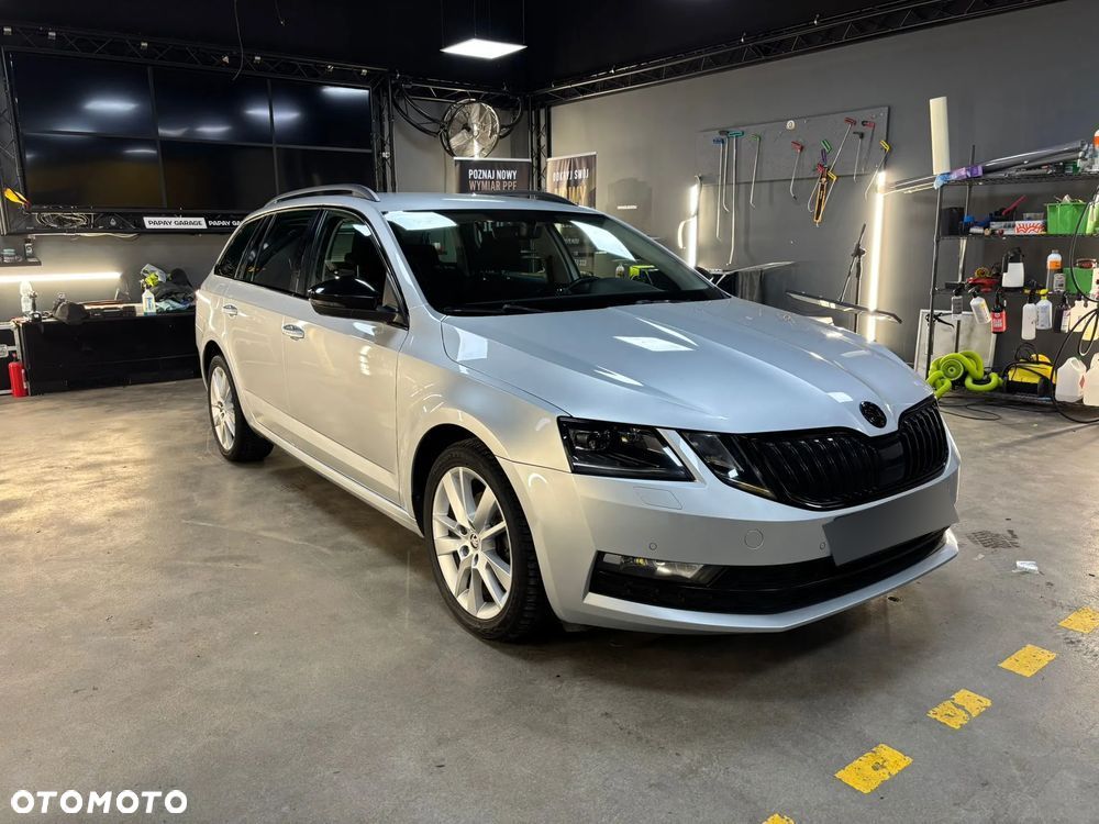 Skoda Octavia 2.0 TDI Style DSG - 1
