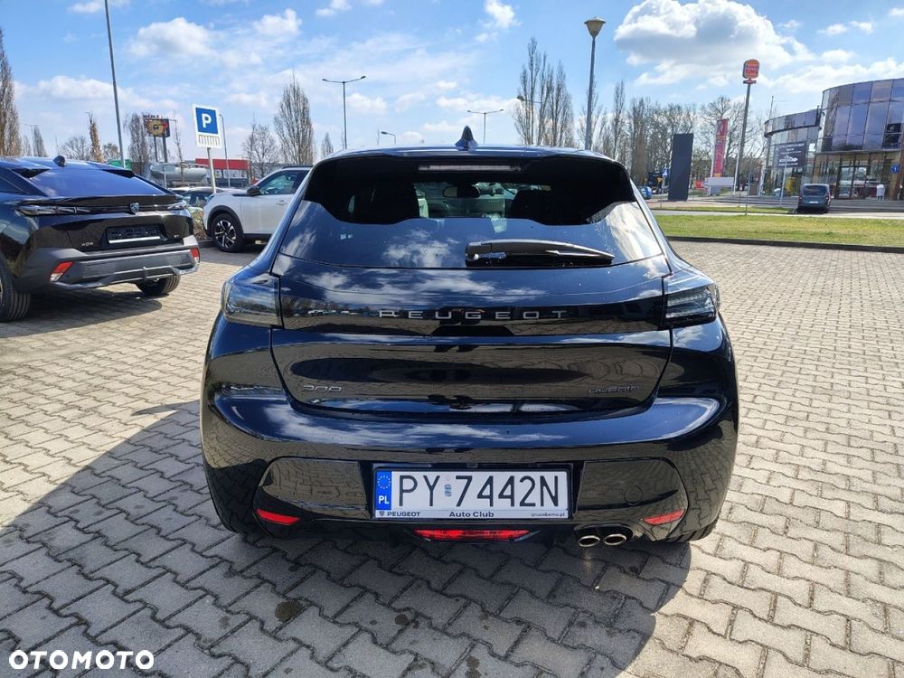 Peugeot 208 - 6