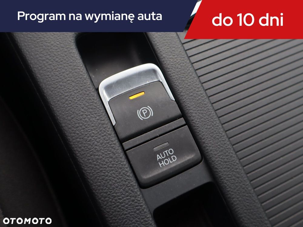 Volkswagen Passat - 14
