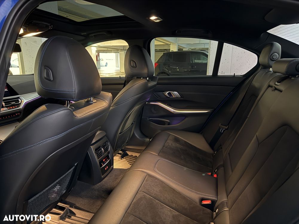 BMW Seria 3 320d xDrive AT MHEV - 24