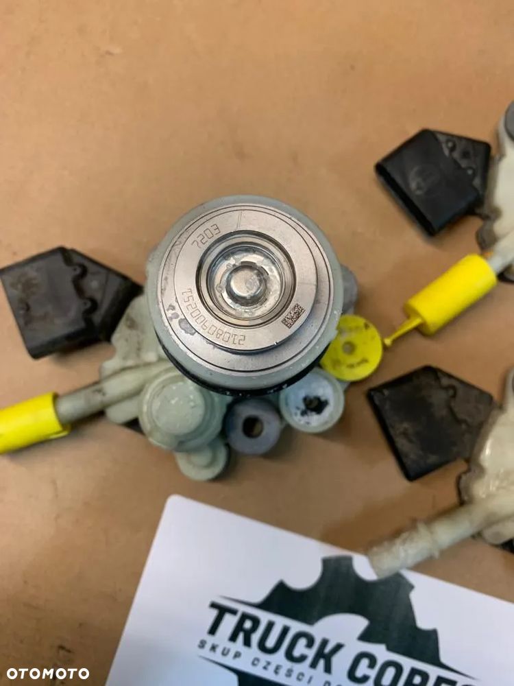 POMPA ADBLUE BOSCH F01C250168 IVECO DAILY - 2