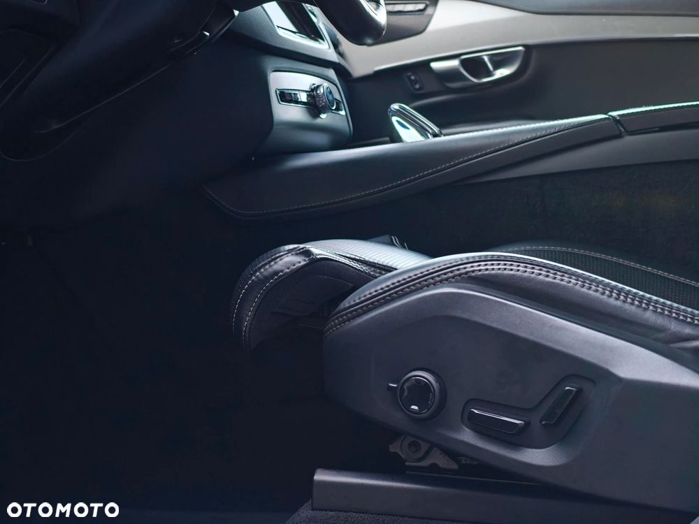 Volvo XC 90 D5 AWD Inscription - 9