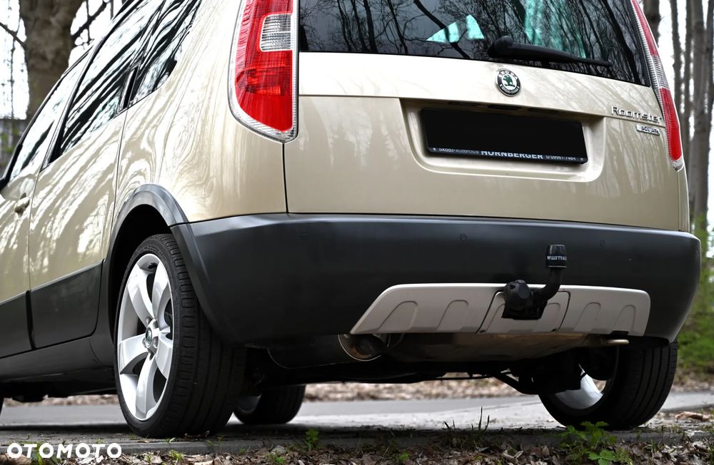 Skoda Roomster 1.2 TSI Scout PLUS EDITION - 27