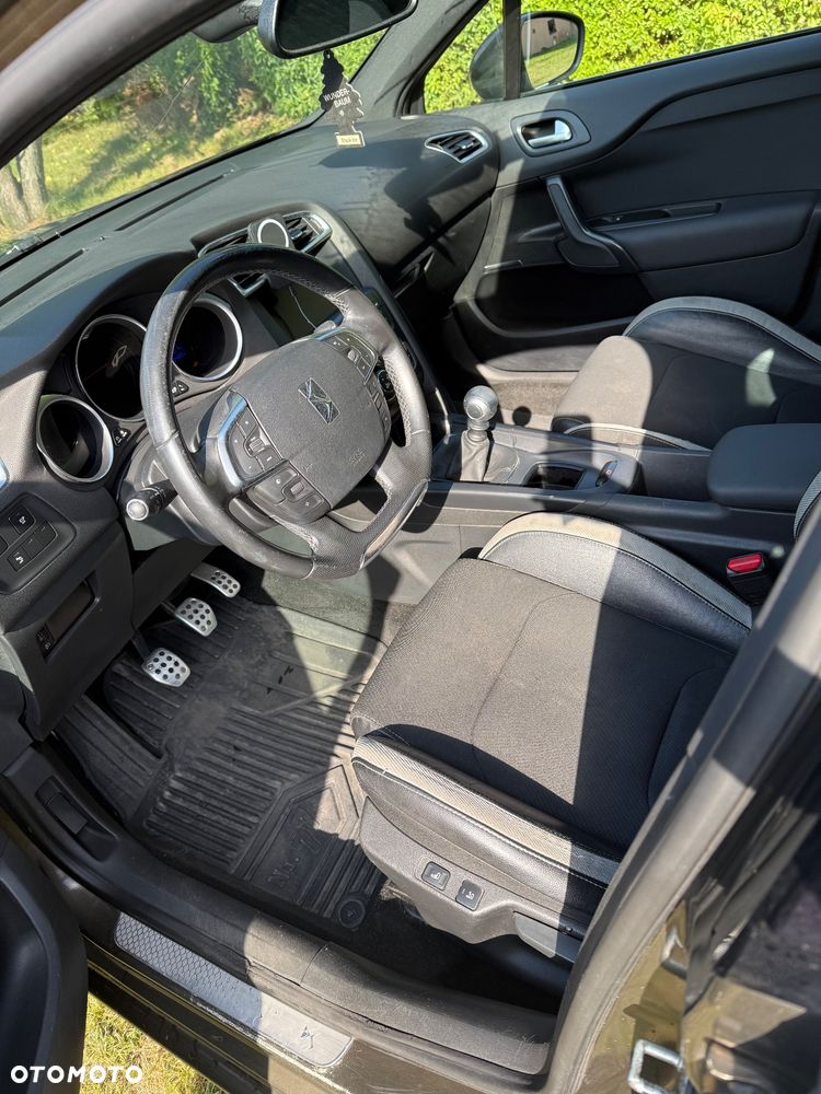 Citroën DS4 1.6 HDi Chic - 24