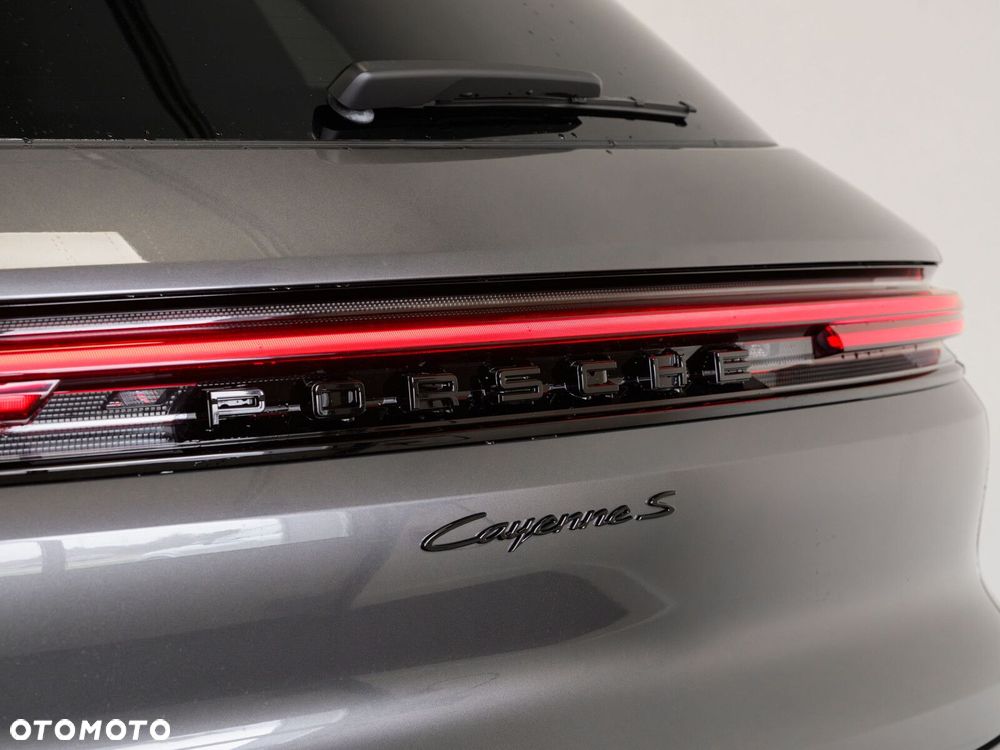 Porsche Cayenne - 13
